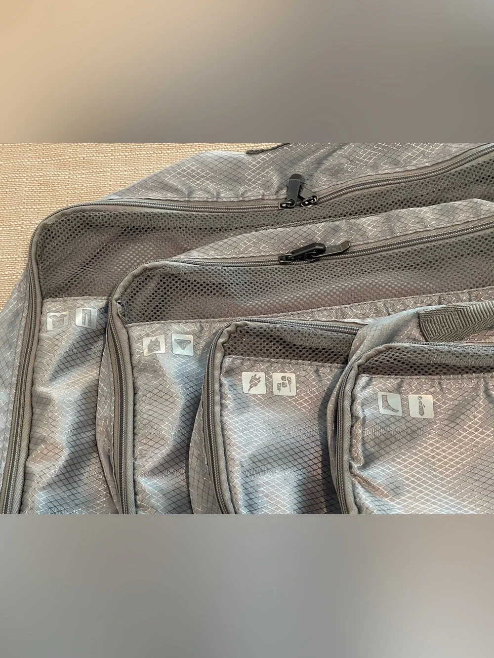 Traveler’s Choice Silver/Gray Travel Packing Cubes Set of Four